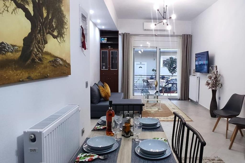 Modern Apartment In Itea Exterior foto