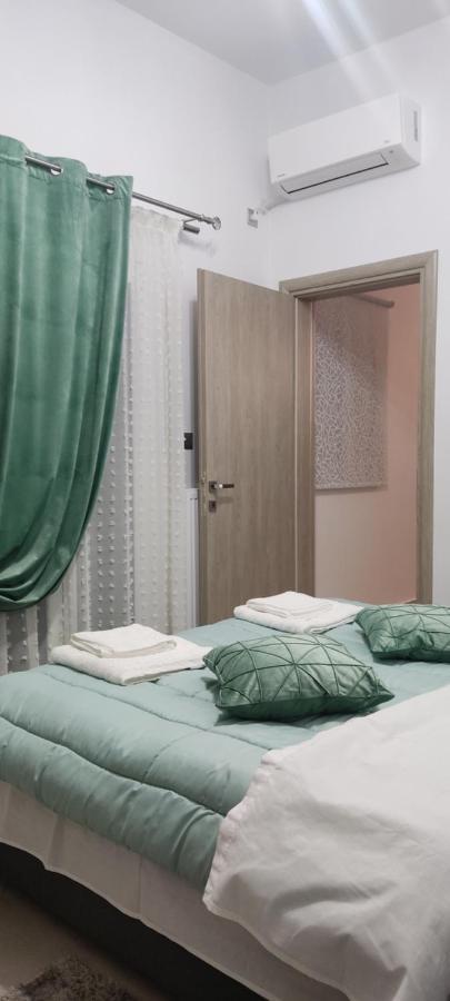 Modern Apartment In Itea Exterior foto